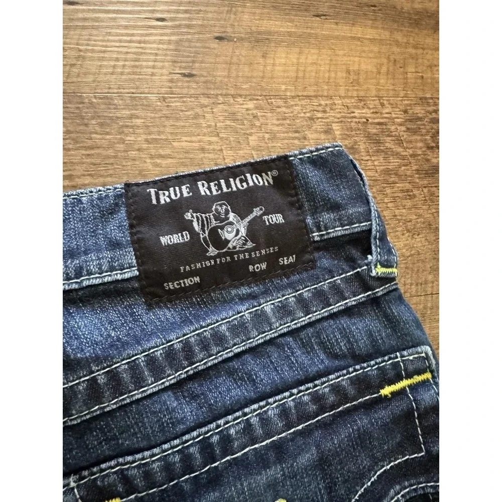 True Religion Rocco Relaxed Skinny Dark Wash Jeans Mens 31x33 Yellow Stitch